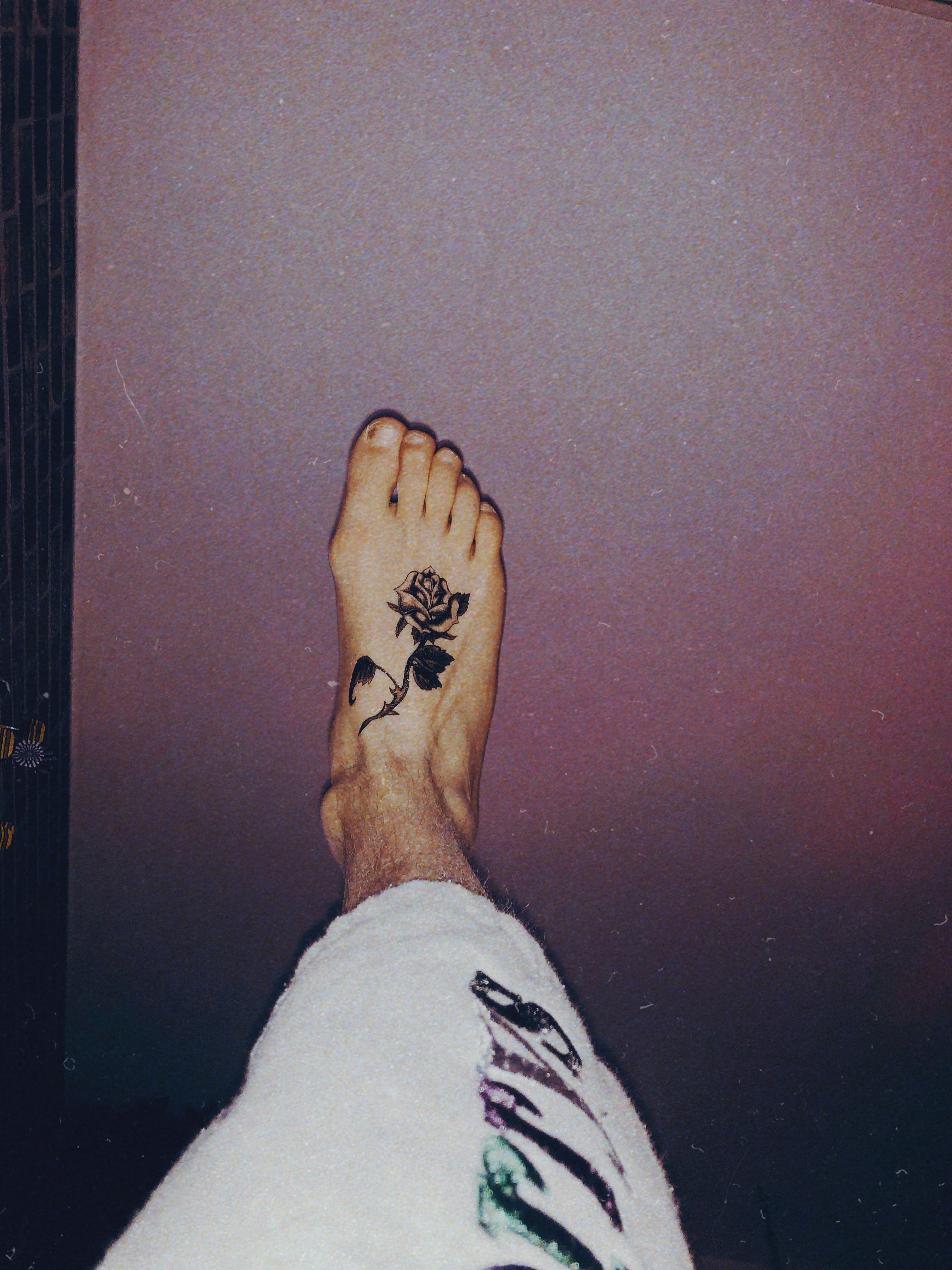 Welches tattoo findet ihr besser und wie steht ihr generell zu tattoos