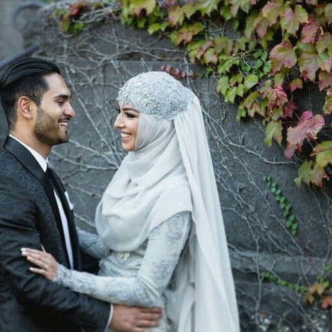 Kleid  - (Liebe, Islam, Hochzeit)