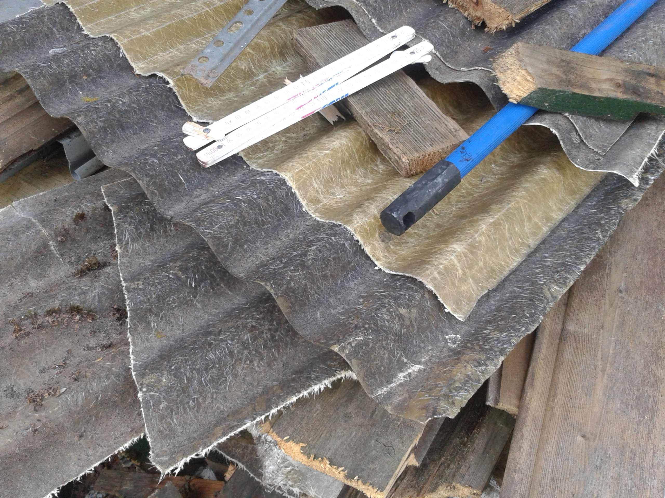 Welldach Asbest enthalten? Bilder! (Handwerk, Dach, fasern)