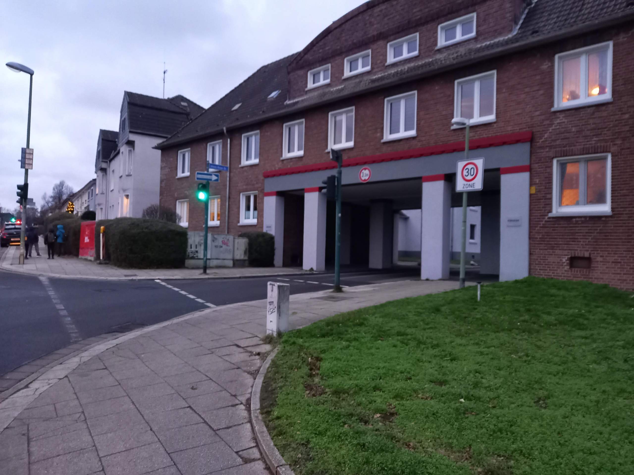 Wem gehört das Grundstück, wenn eine öffentliche Straße