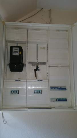 - (Strom, Elektrik, Elektriker)