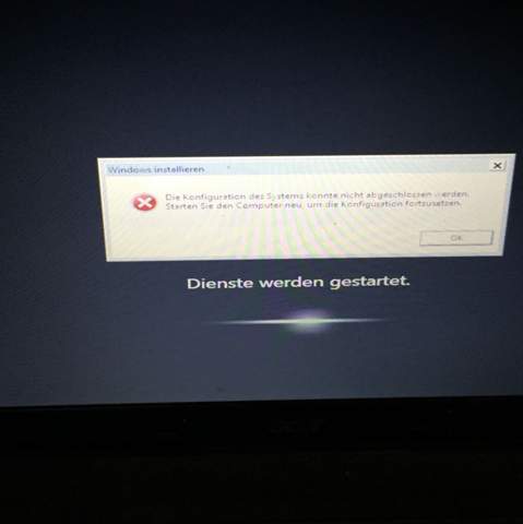 Auch wenn ich auf dieses X in der Ecke drücke schaltet sich mein Laptop aus - (Windows, Acer, werkseinstellung)