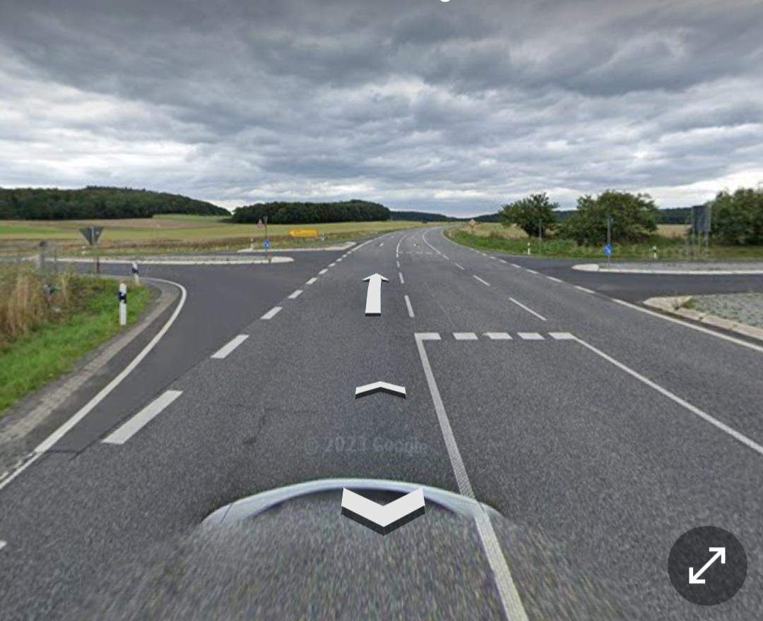 Wer hat hier Vorfahrt? (Kreuzung)