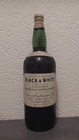 Wer hat Infos über Jahrgang und Wert meines Black&White Whiskey?