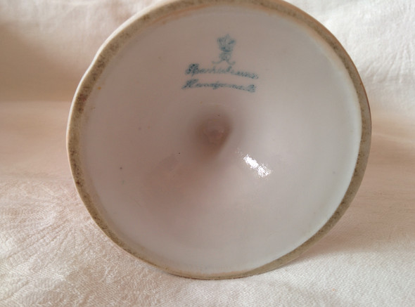 Rote Vase - Signatur - (Wappen, antiquarisch, Porzellansignatur)