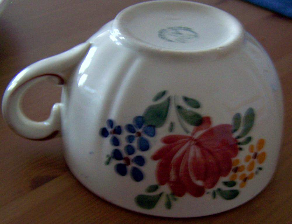 WER KENNT DIESE ALTE SERIE VON VILLEROY & BOCH (Marke, Porzellan)