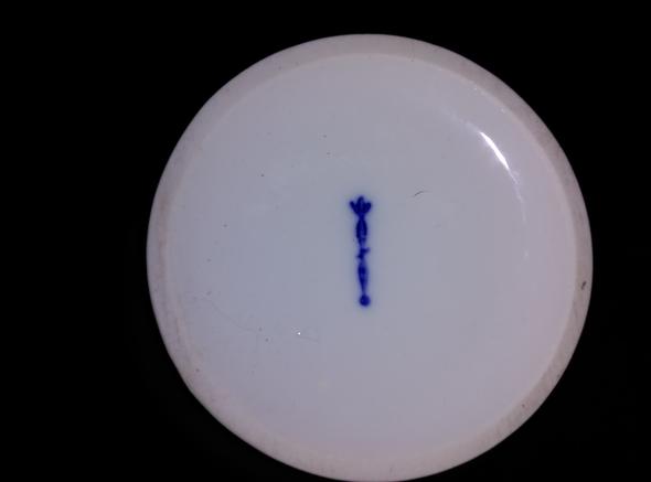 Wer kennt diesen Porzellan Stempel ..... (Zeichen)