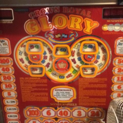 Wert dieses Spielautomaten (Bergmann Crown Royal Glory 1984)