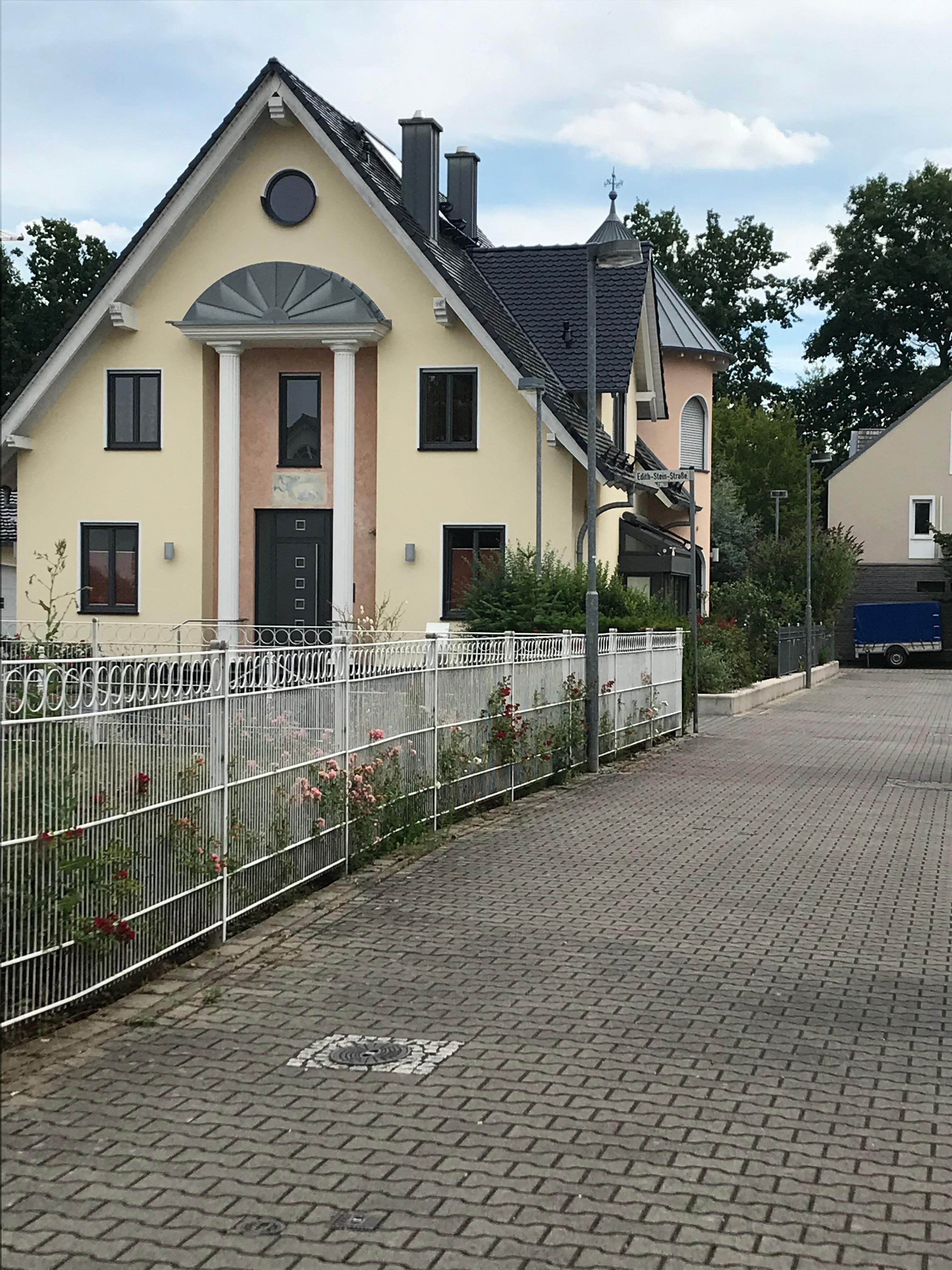 Wert Haus (Villa) mit Turm? (Wertschätzung)