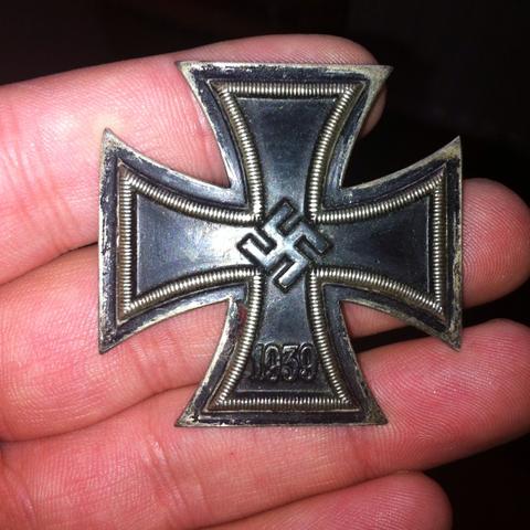 Mutter von hinten Mutter von hinten