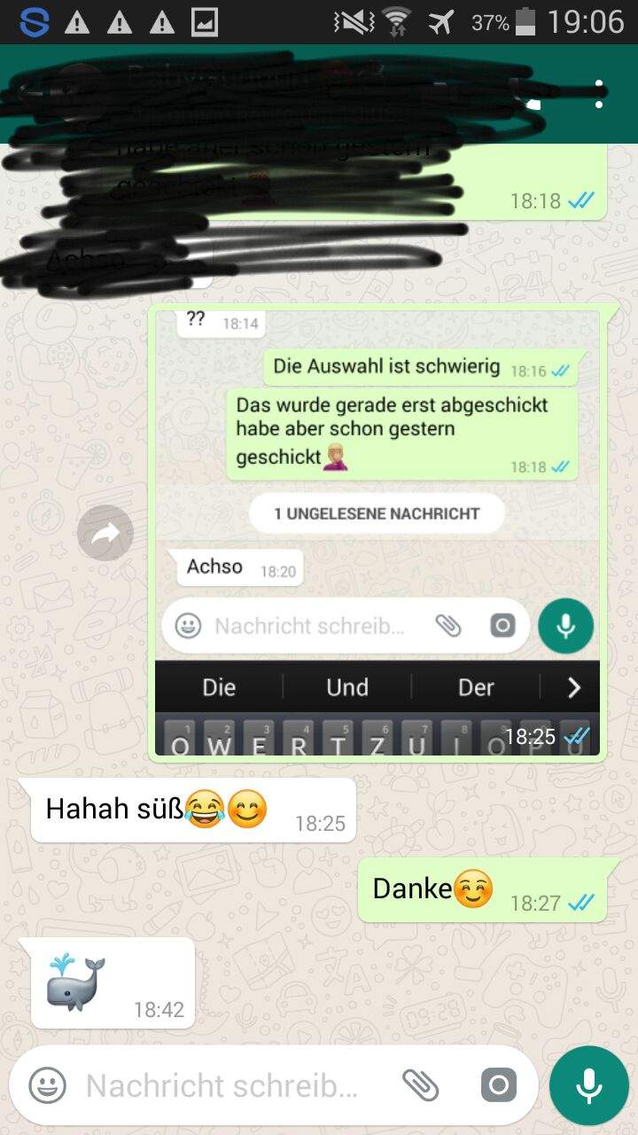 WhatsApp Smiley Bedeutung / mit Mädchen schreiben? (Liebe, Chat)