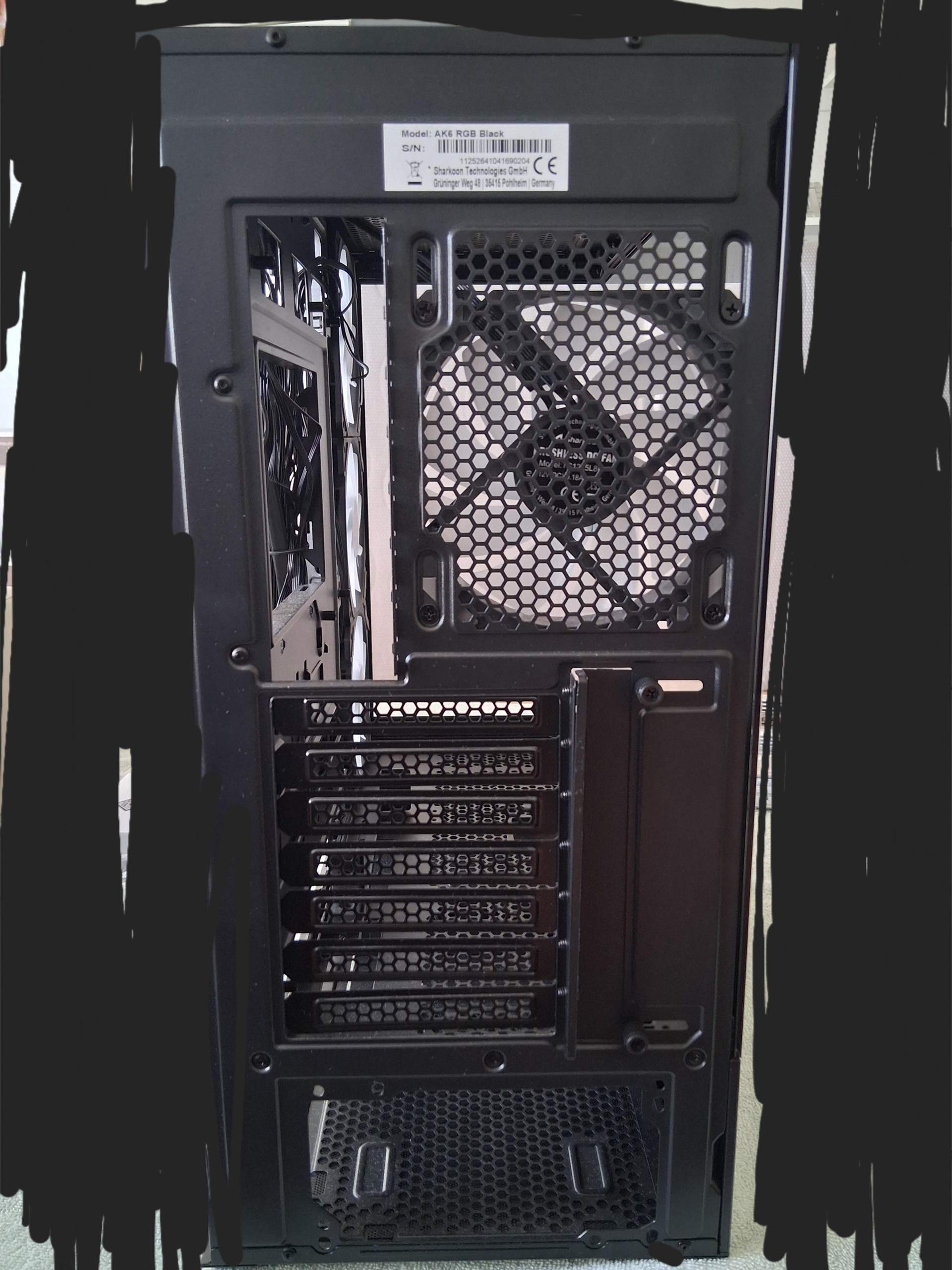 Pc Shell Wie baue ich die seitliche Glasabdeckung von meinem PC Case ab ...