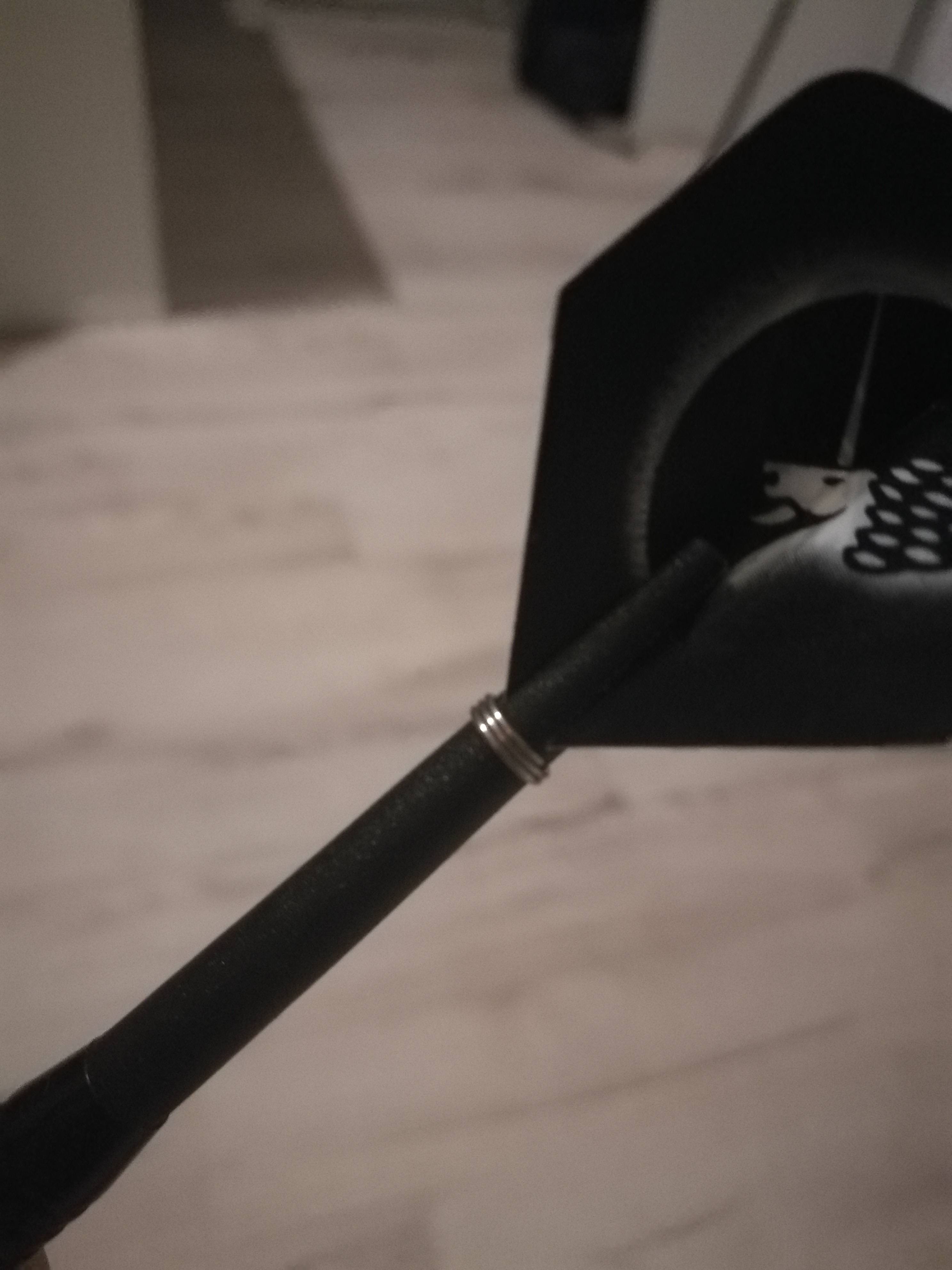 Wie befestige ich die Flights am Softdart? Spiele und Gaming