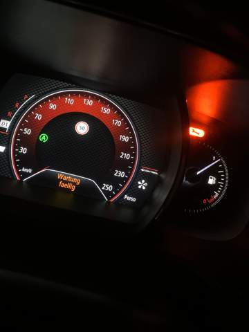 Wie Beim Renault Megane 17 Wartung Fallig Loschen Auto Und Motorrad