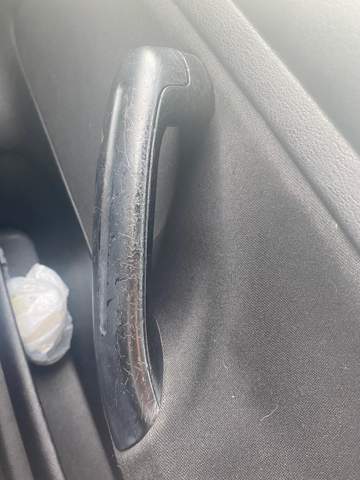 - (Auto, Kratzer)