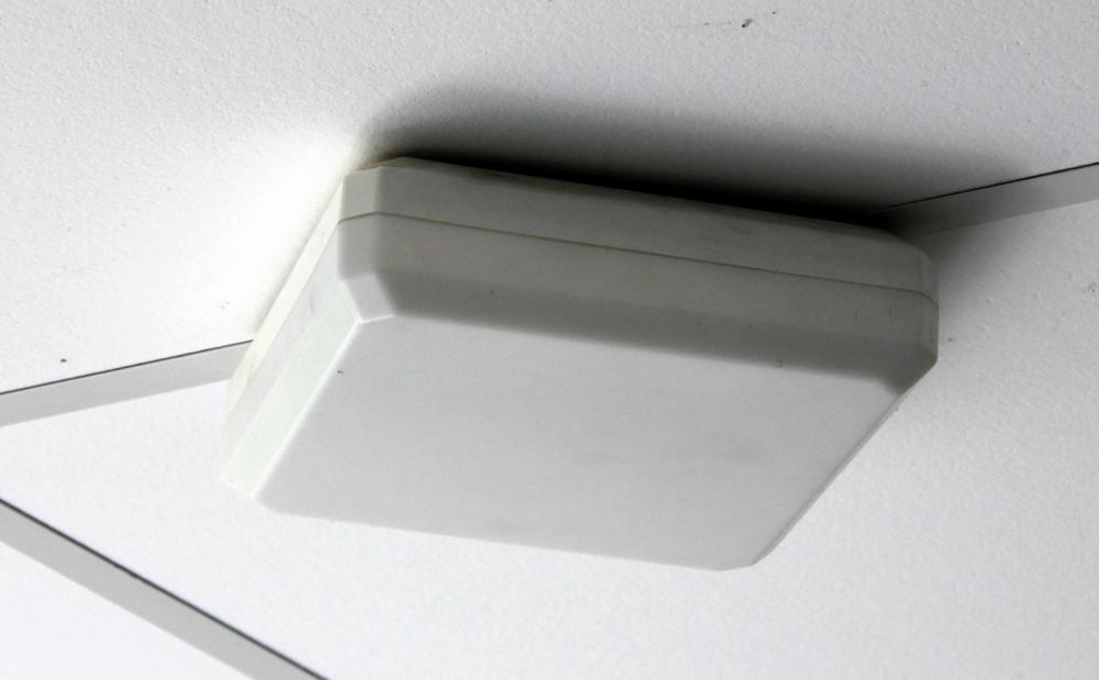 Wie bekomme ich diese Art von Deckenlampe auf? (Lampe, heimwerken