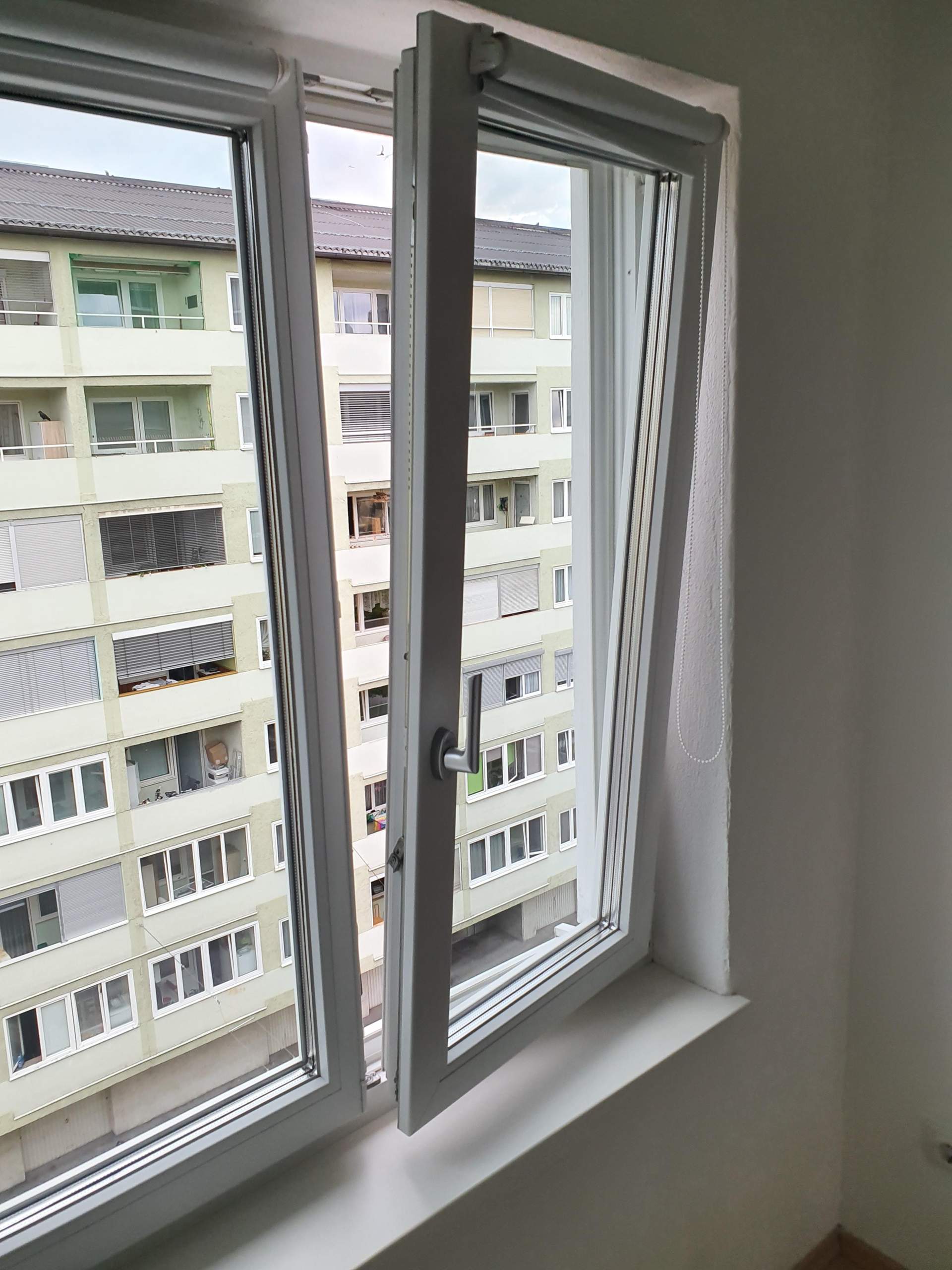 Wie bekomme ich dieses Fenster wieder zu? (schliessen, Mechanismus)