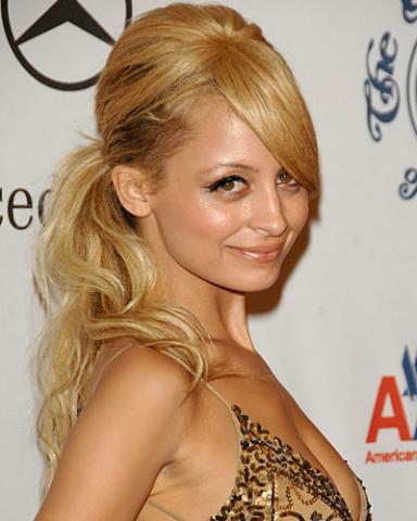 toupierten zopf hin haare frisur