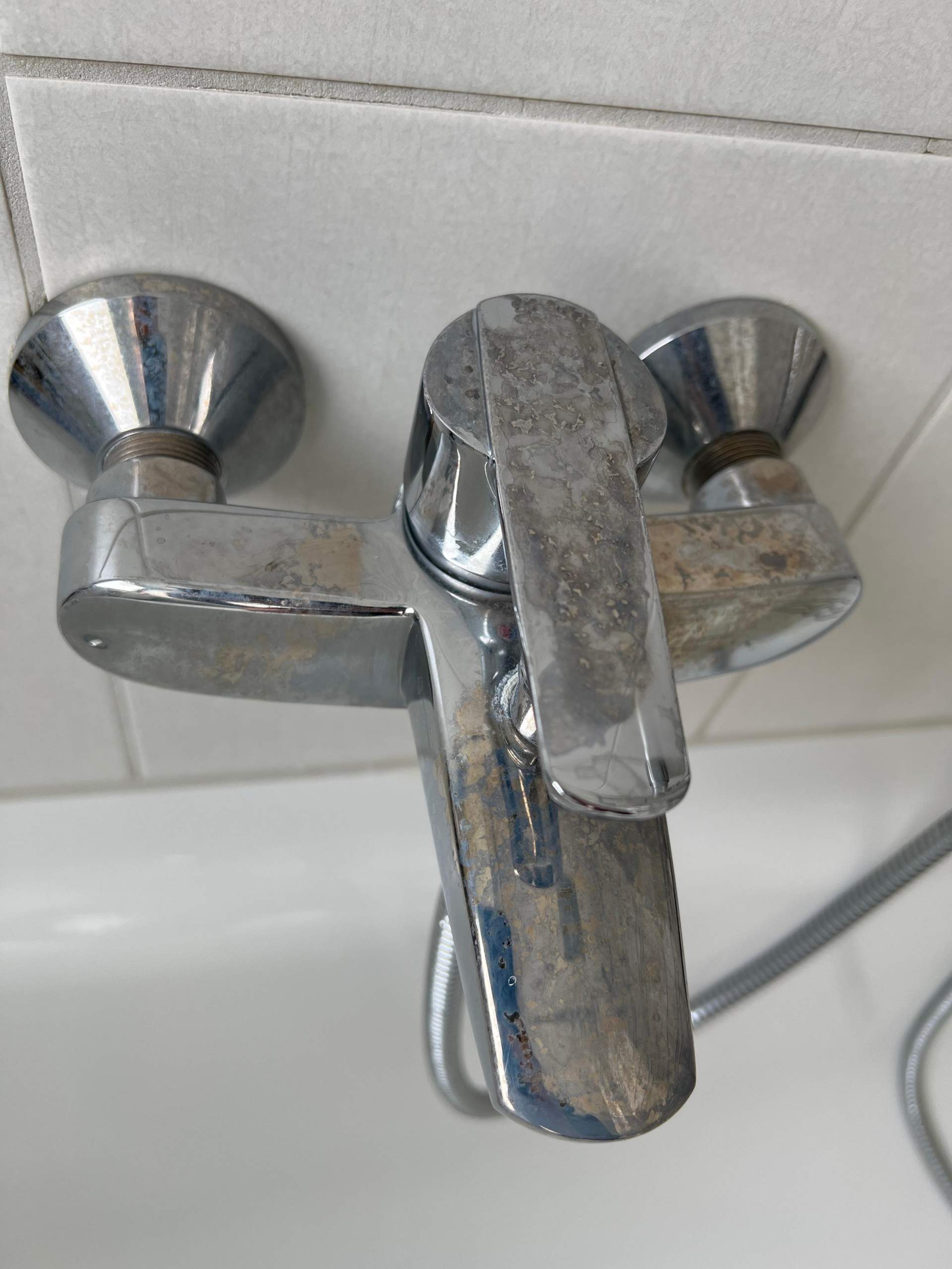 Wie Bekomme Ich Meine Handyhülle Sauber Wie bekomme ich meine Badarmaturen sauber? (Alltägliches, Badezimmer