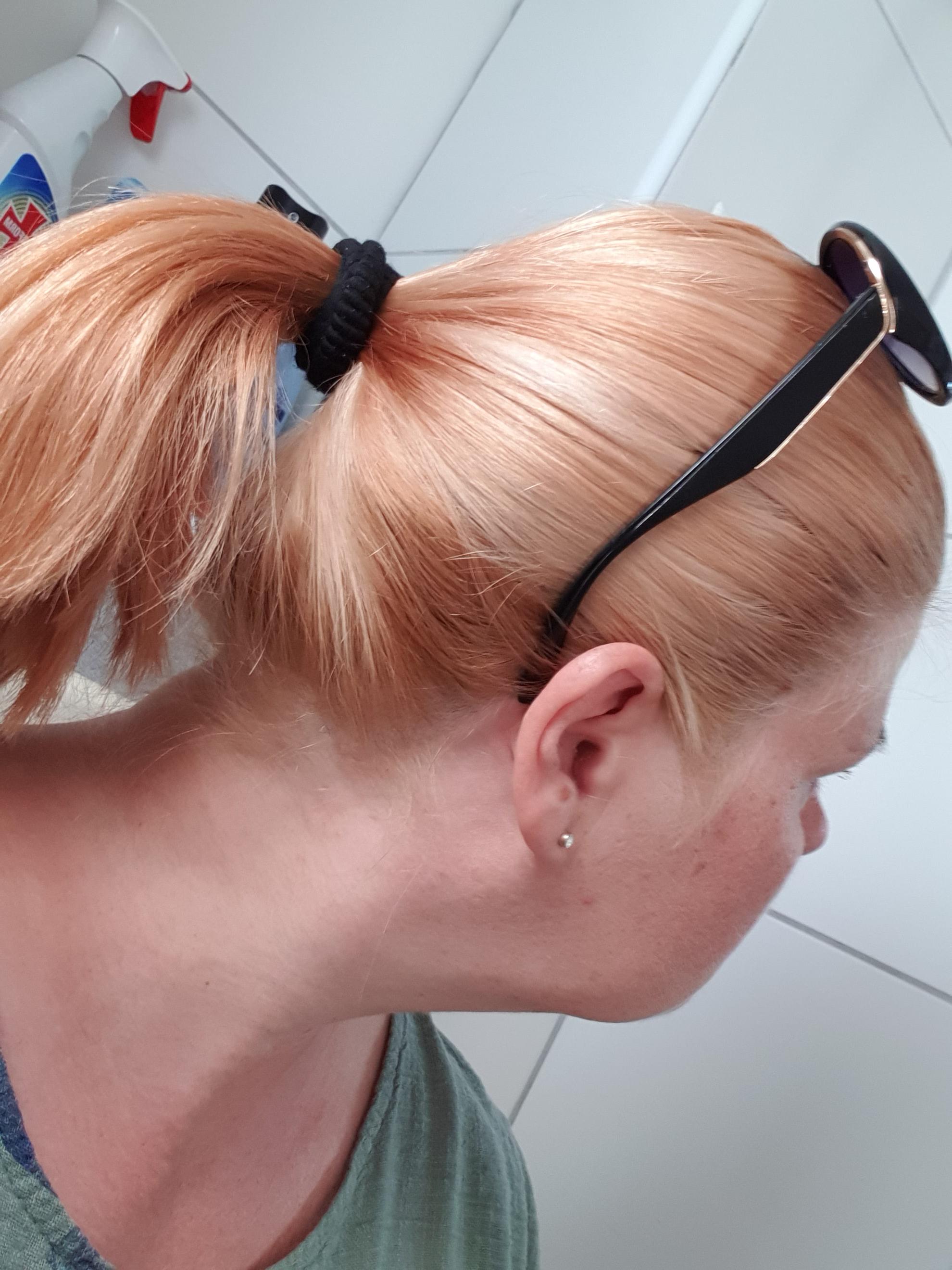 Friseur Hat Haare Zu Dunkel Gefärbt