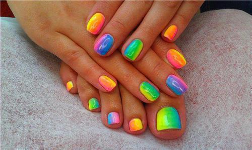 *-* - (Nägel, Nagelstudio)