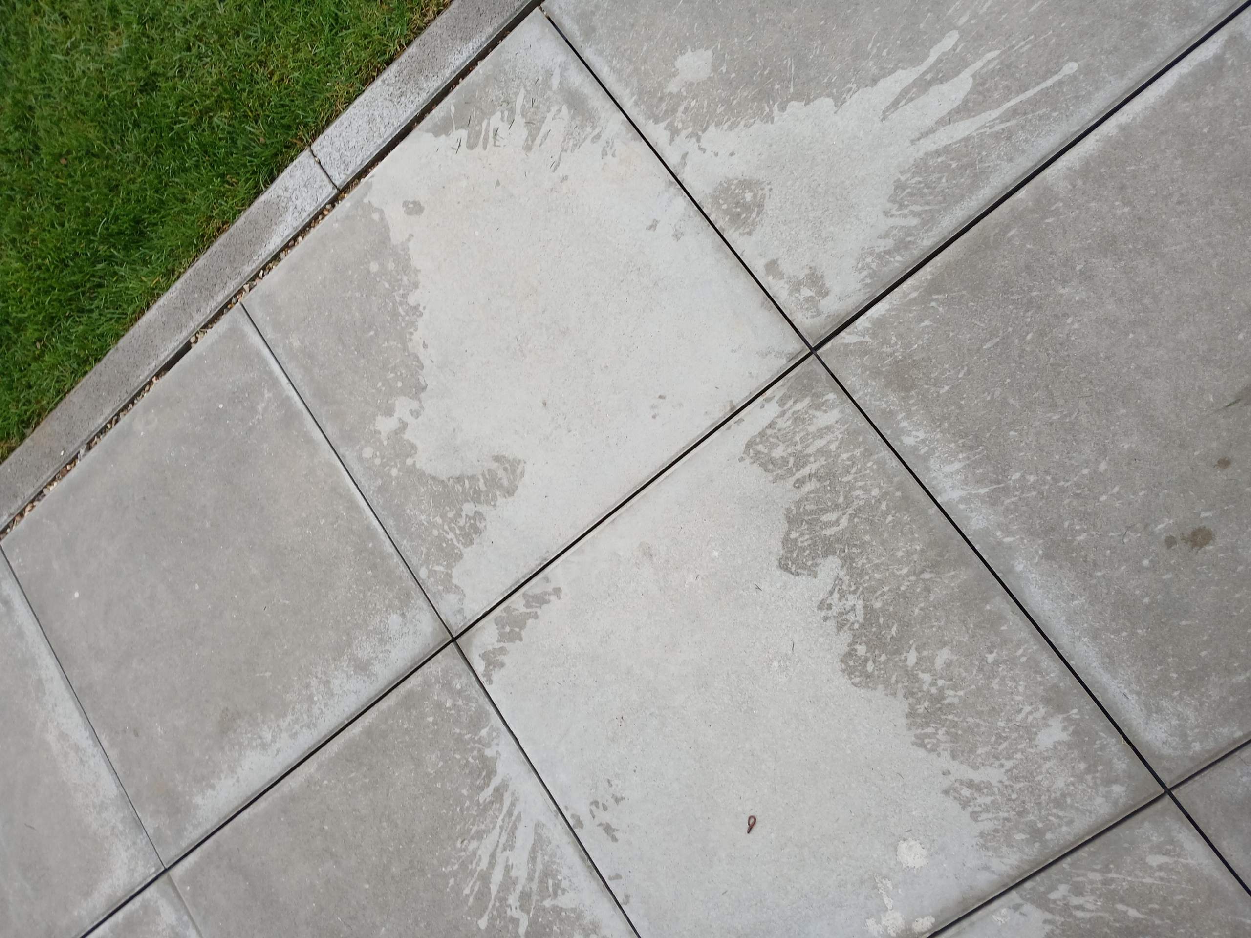 Wie Bekommt Man Kugelschreiber Weg Wie bekommt man diese Flecken weg? (Essig)? (Haushalt, putzen, Fliesen)