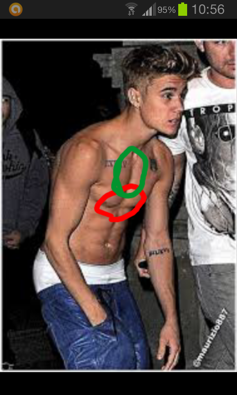 wie bekommt man solche brustmuskeln, und diesen "strich" in der Mitte