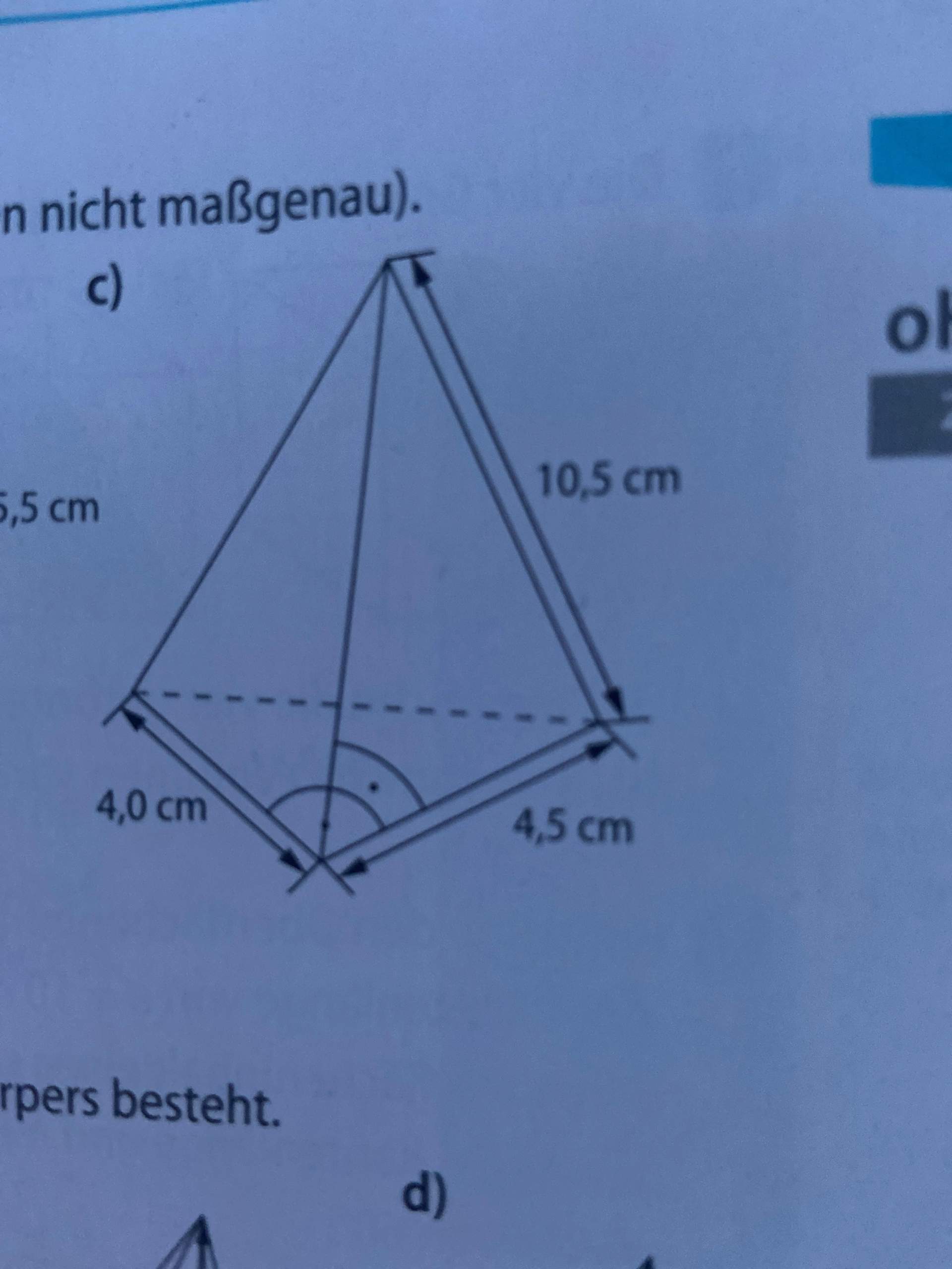 Wie berechne ich das Volumen von dieser schrägen Pyramide? (rechnen, Formel, Geometrie)