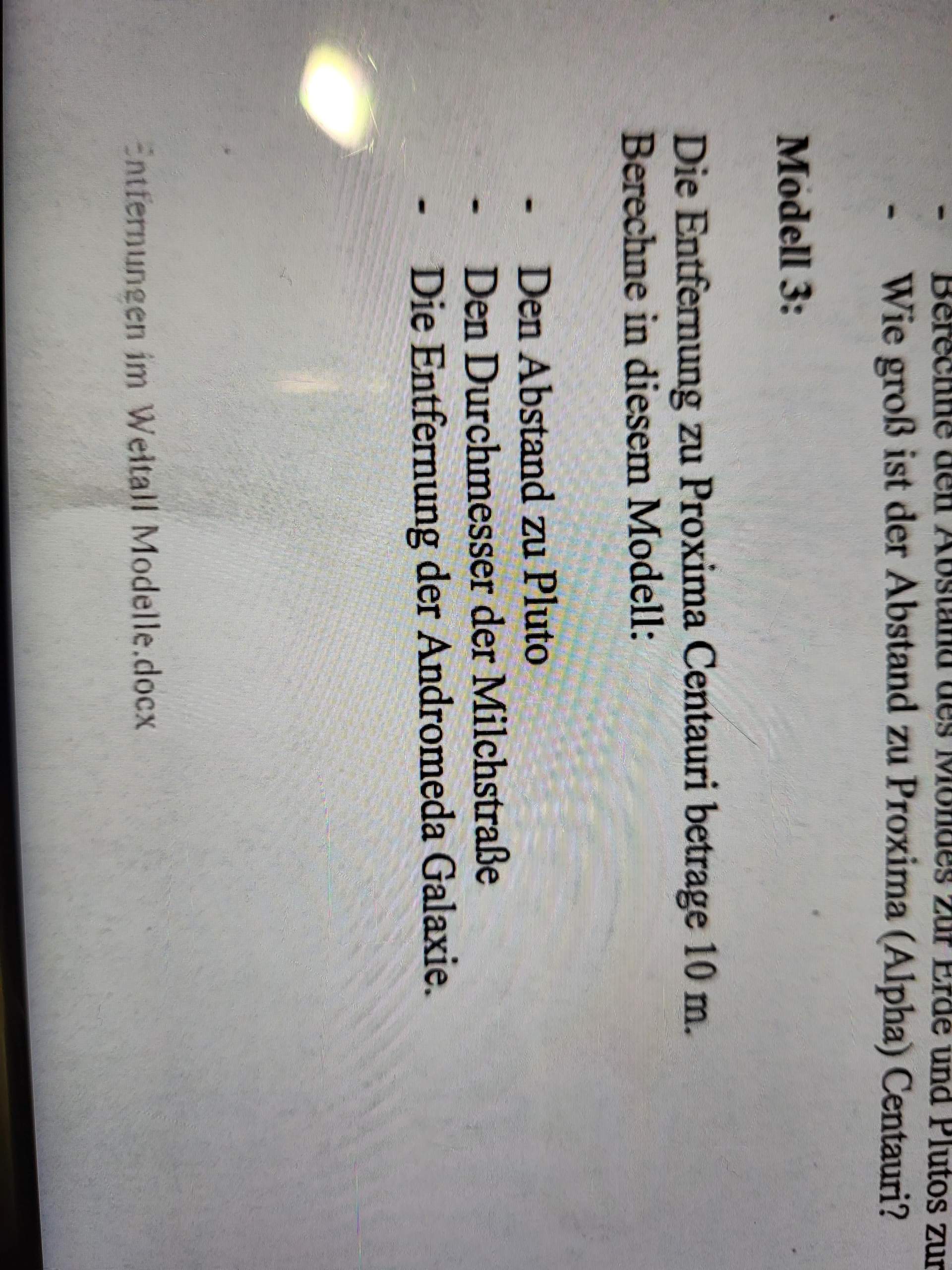 Wie man diese Physik Aufgabe? (Universum, Astronomie, Maßstab)