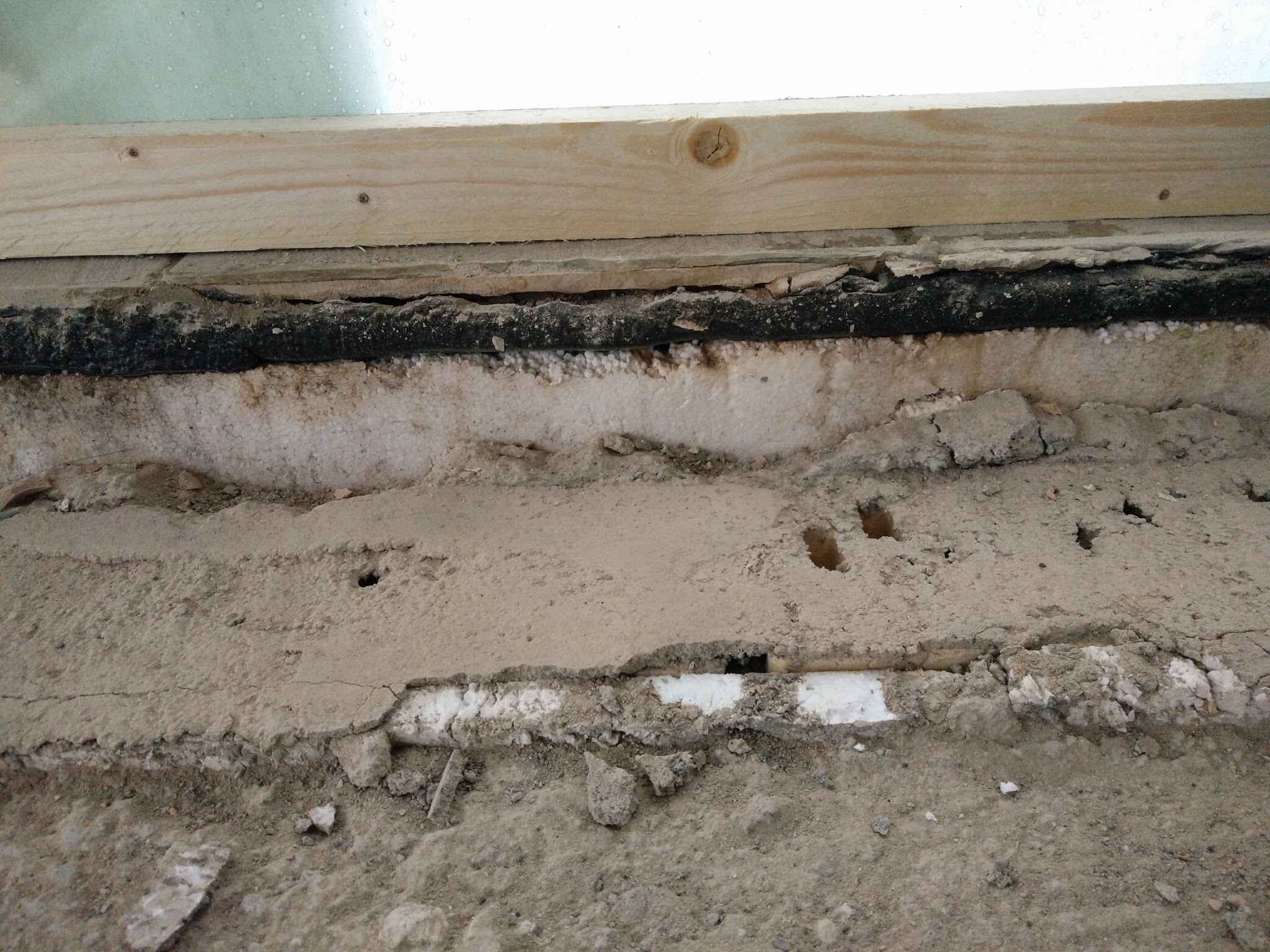 Wie das bodentiefe Fenster am besten Abdichten? (Renovierung, Sanierung