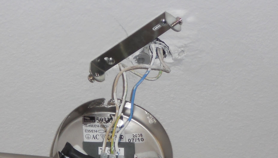 Wie Deckenlampe Montieren Wohnung Elektrik Elektrotechnik Wie Deckenlampe Montieren Wohnung Elektrik Elektrotechnik