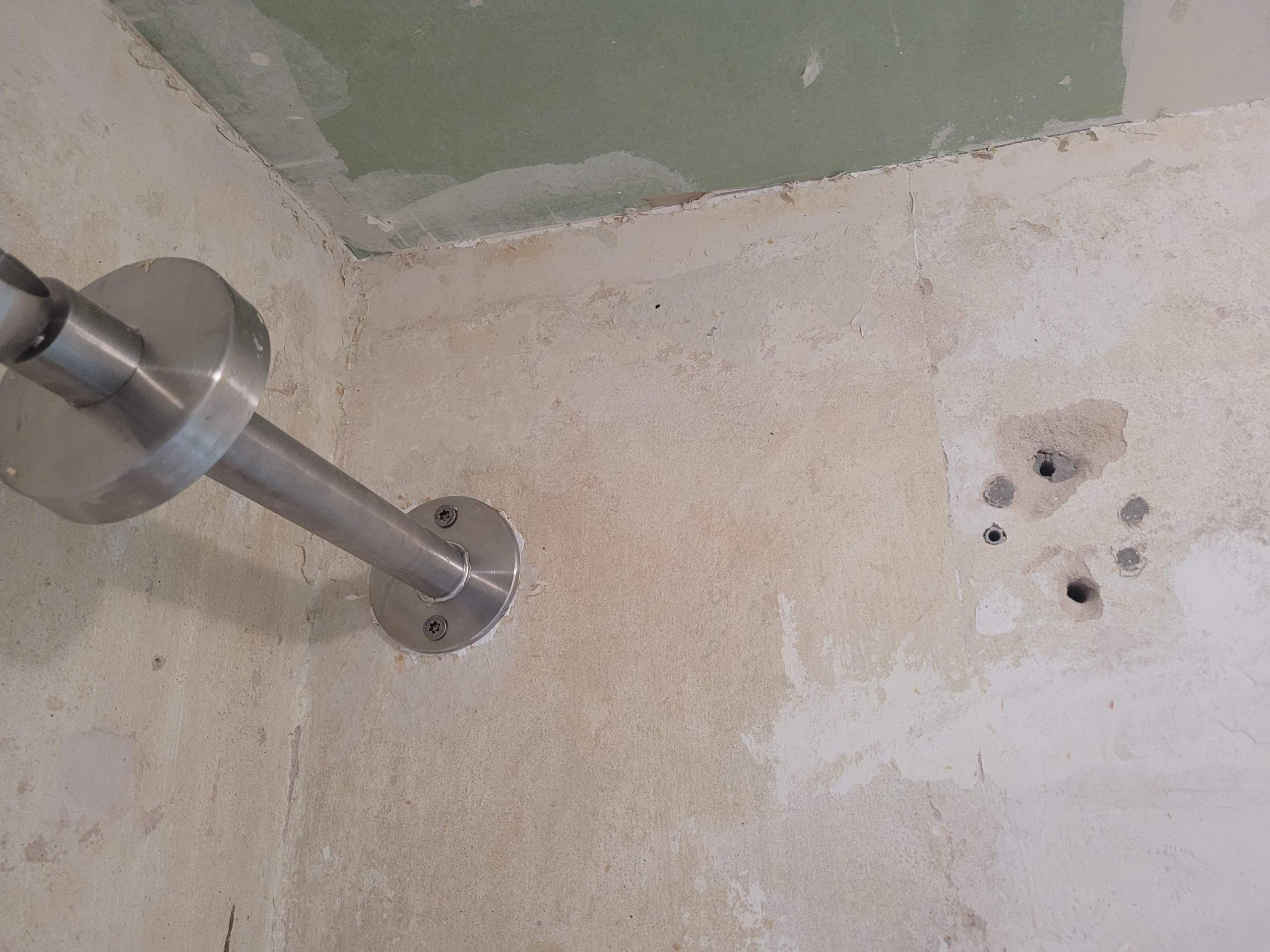 Wie Dübel in einer porösen, sandigen Wand anbringen? (Wohnung, Möbel, heimwerken)