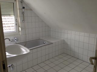 Wie Duschvorhang Bei Dachschrage Uber Kopfhohe Anbringen Handwerk Renovierung Badezimmer Duschvorhang Schräge Wand