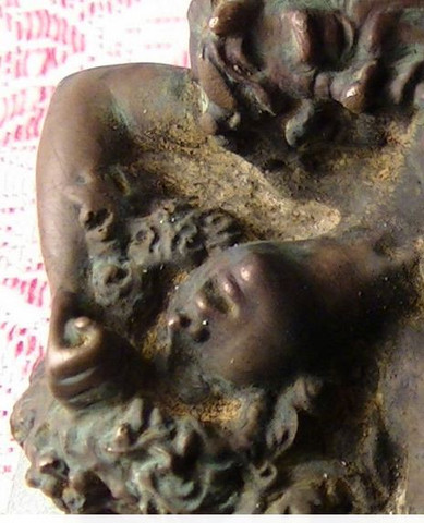 Beispiel der Oxidation - (oxidation, Bronzefigur reinigen)