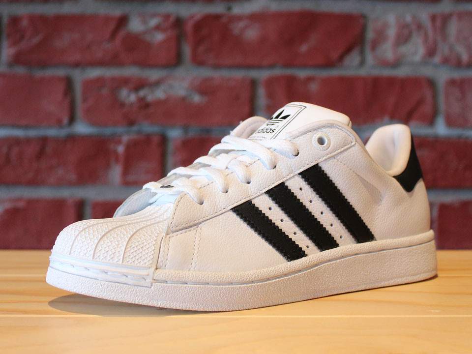 Wie fallen Adidas Sneaker aus? (Schuhe, Größe)