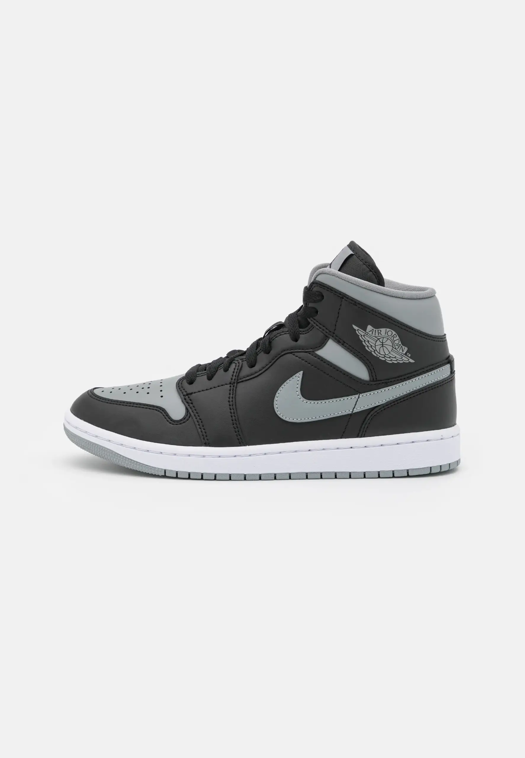 Wie fallen Air Jordan One Mid aus? (Style, Fashion, Nike)