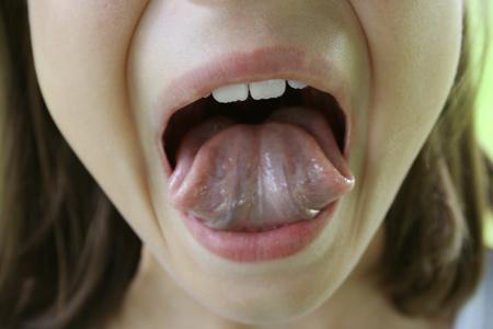 Zunge falten - (Menschen, Körper, Zunge)