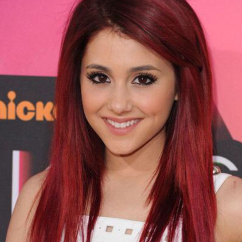 Wie Finden Jungs Weinrote Haare Rot