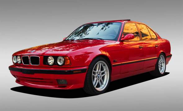 Wie findet ihr den alten BMW 5er E34 so?
