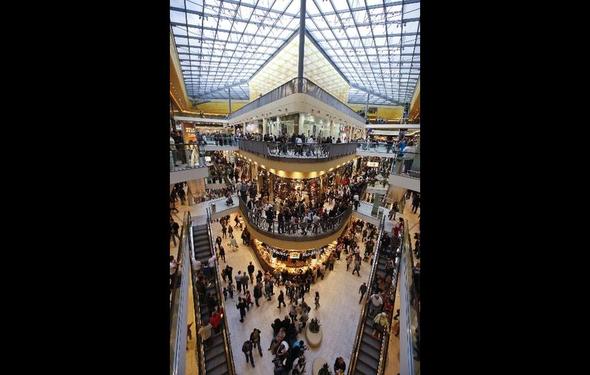 ein weiters Bild vom Inneren der Thier Galerie - (Mode, shoppen, Stadt)