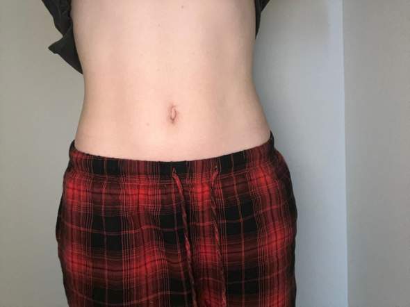 Wie findet ihr diesen Bauch? Bin ich zu dünn?