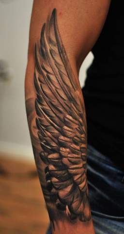 Wie findet ihr dieses Tattoo auf dem Unterarm bei Männern?