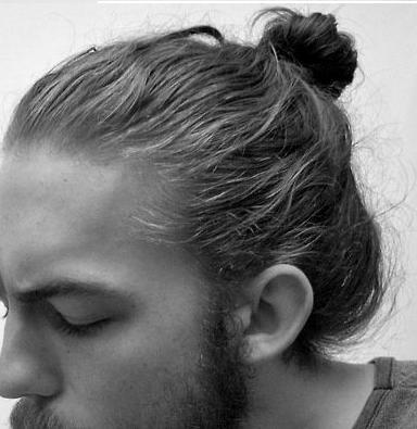 oder dieses - lange haare und zopf(Bild2) - (Haare, Fashion, bun)