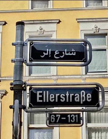 Wie findet ihr es dass es in Düsseldorf jetzt Staßenschilder auf Arabisch gibt?