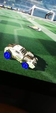 - (Spiele und Gaming, Rocket League)