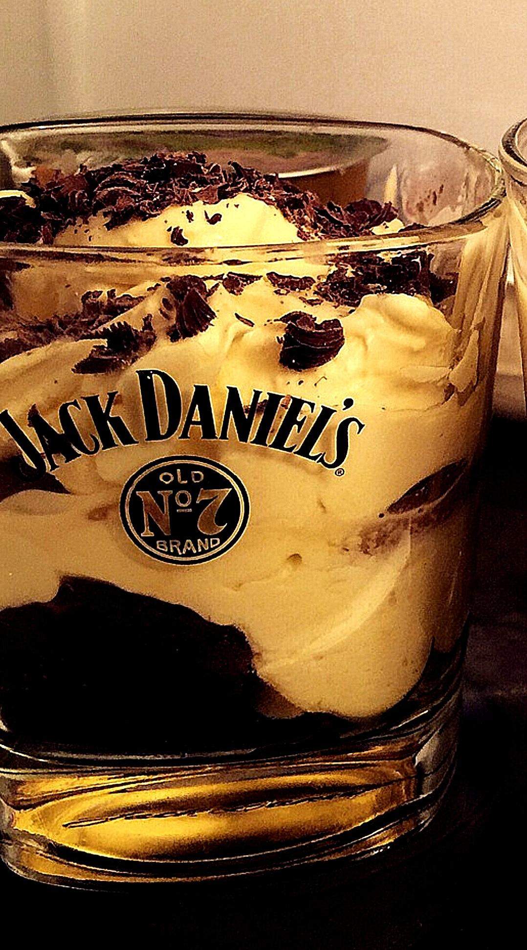 Wie findet ihr so ein leckeres Whisky-Tiramisu? (Jack Daniel's) Wie findet ihr so ein leckeres Whisky-Tiramisu? (Jack Daniel's)