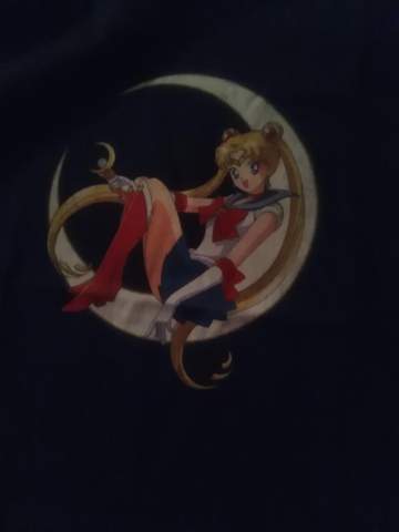 Wie gefällt euch das Sailor Moon T-Shirt Motiv?