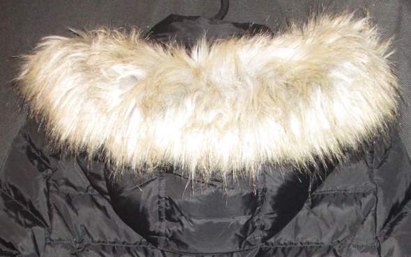 Wie gefällt euch Kunstpelz (Kunstfell, Fake Fur, Webpelz) an einer Kapuze einer Winterjacke?
