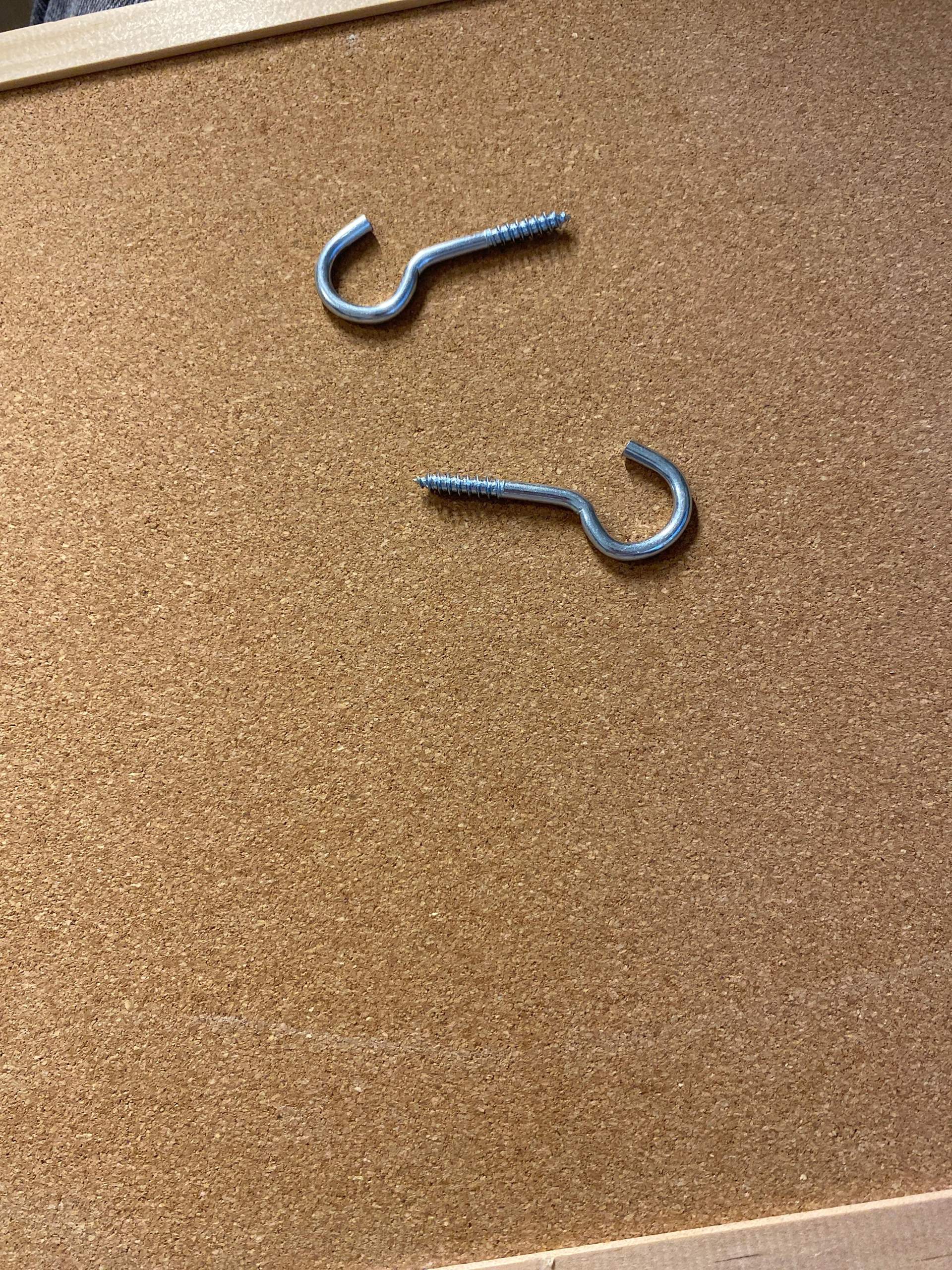 Wie hänge ich diese Pinnwand auf? (Alltag, Handwerk)