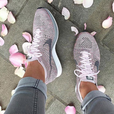 Nike Schuhe - (Nike, Sneaker)